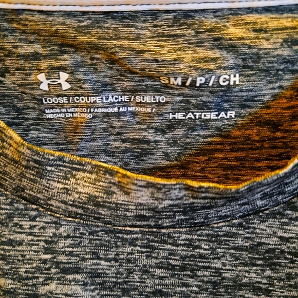 Shirt - Picture 2 of 3